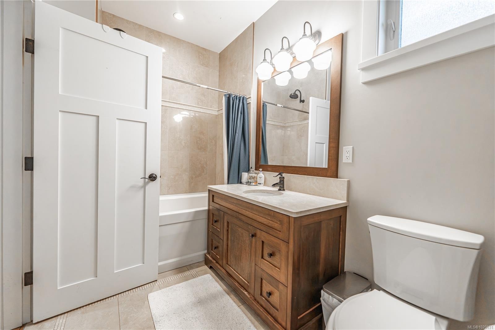 15-5251 Island Hwy West, Qualicum Beach, BC