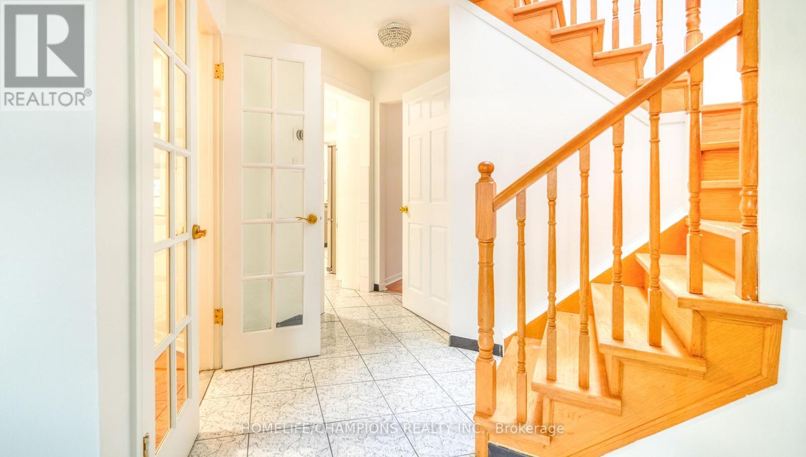 9 Seagrave Crescent, Toronto, ON - Indoor Photo Showing Other Room