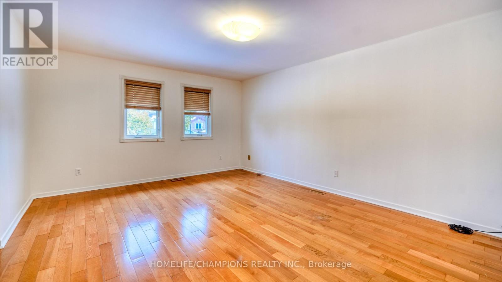 9 Seagrave Crescent, Toronto, ON - Indoor Photo Showing Other Room