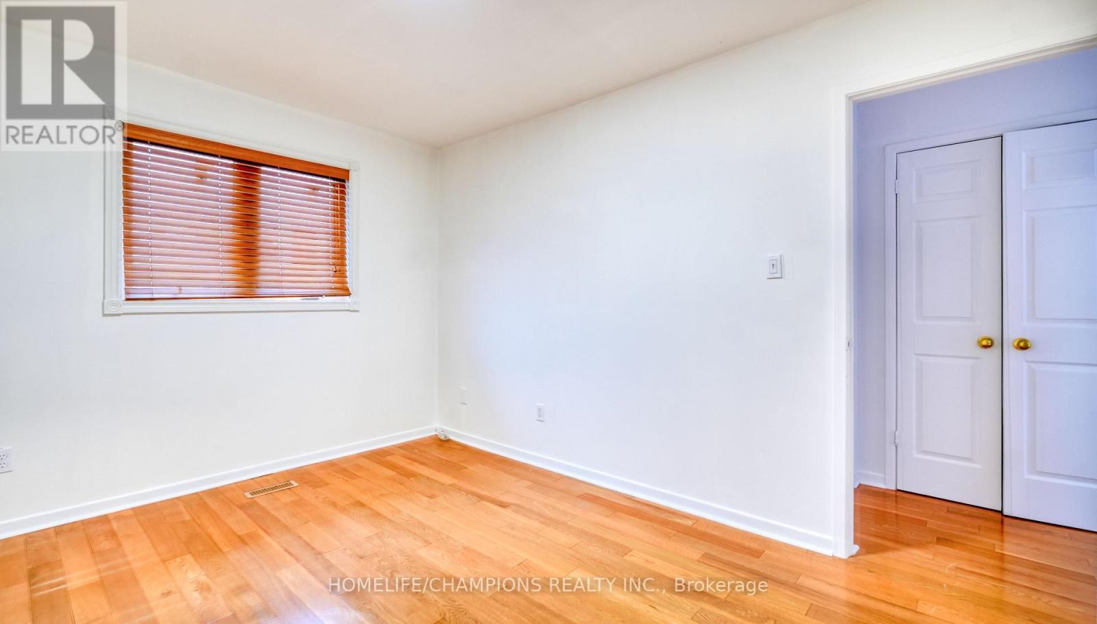 9 Seagrave Crescent, Toronto, ON - Indoor Photo Showing Other Room
