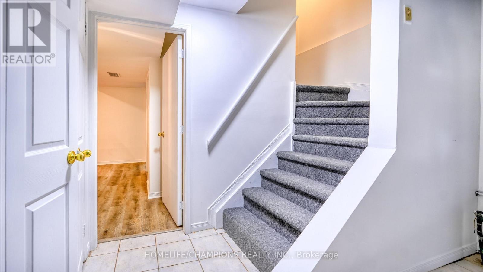 9 Seagrave Crescent, Toronto, ON - Indoor Photo Showing Other Room