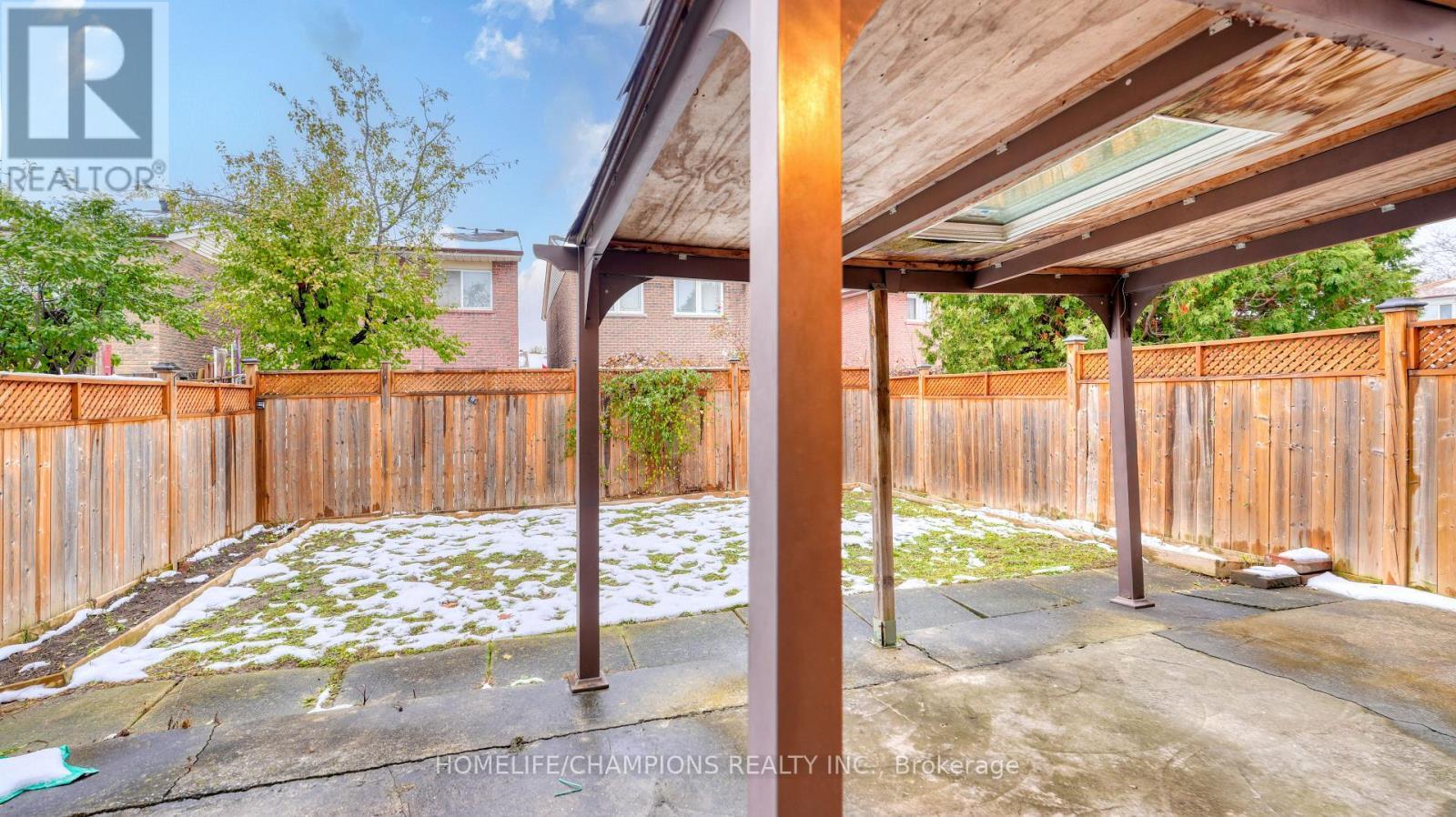 9 Seagrave Crescent, Toronto, ON - Outdoor