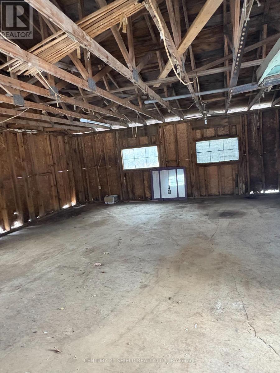 15557 Dixon Road, South Stormont, ON