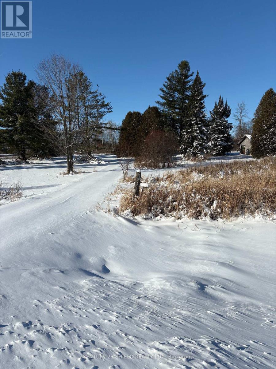 15557 Dixon Road, South Stormont, ON