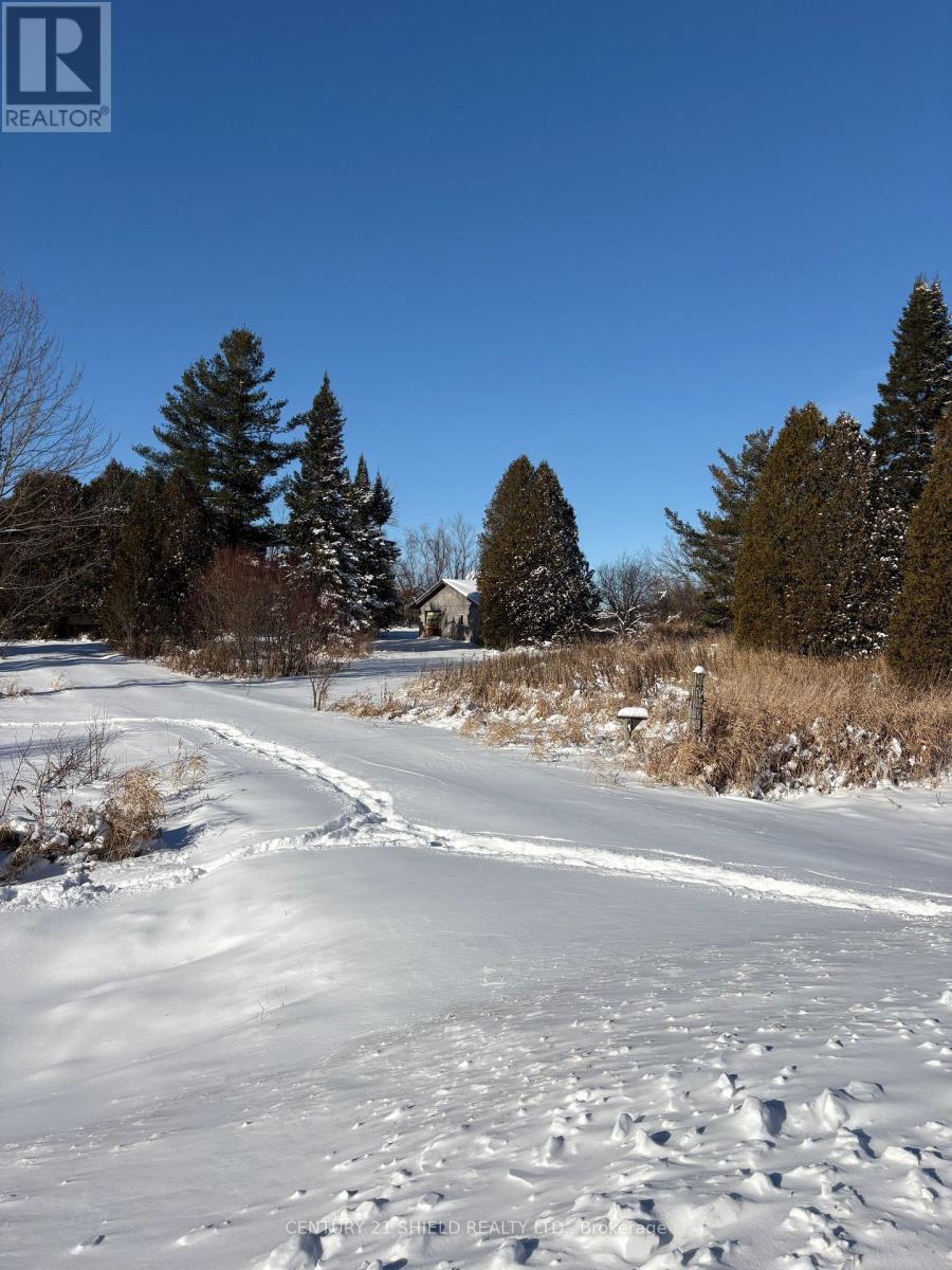 15557 Dixon Road, South Stormont, ON