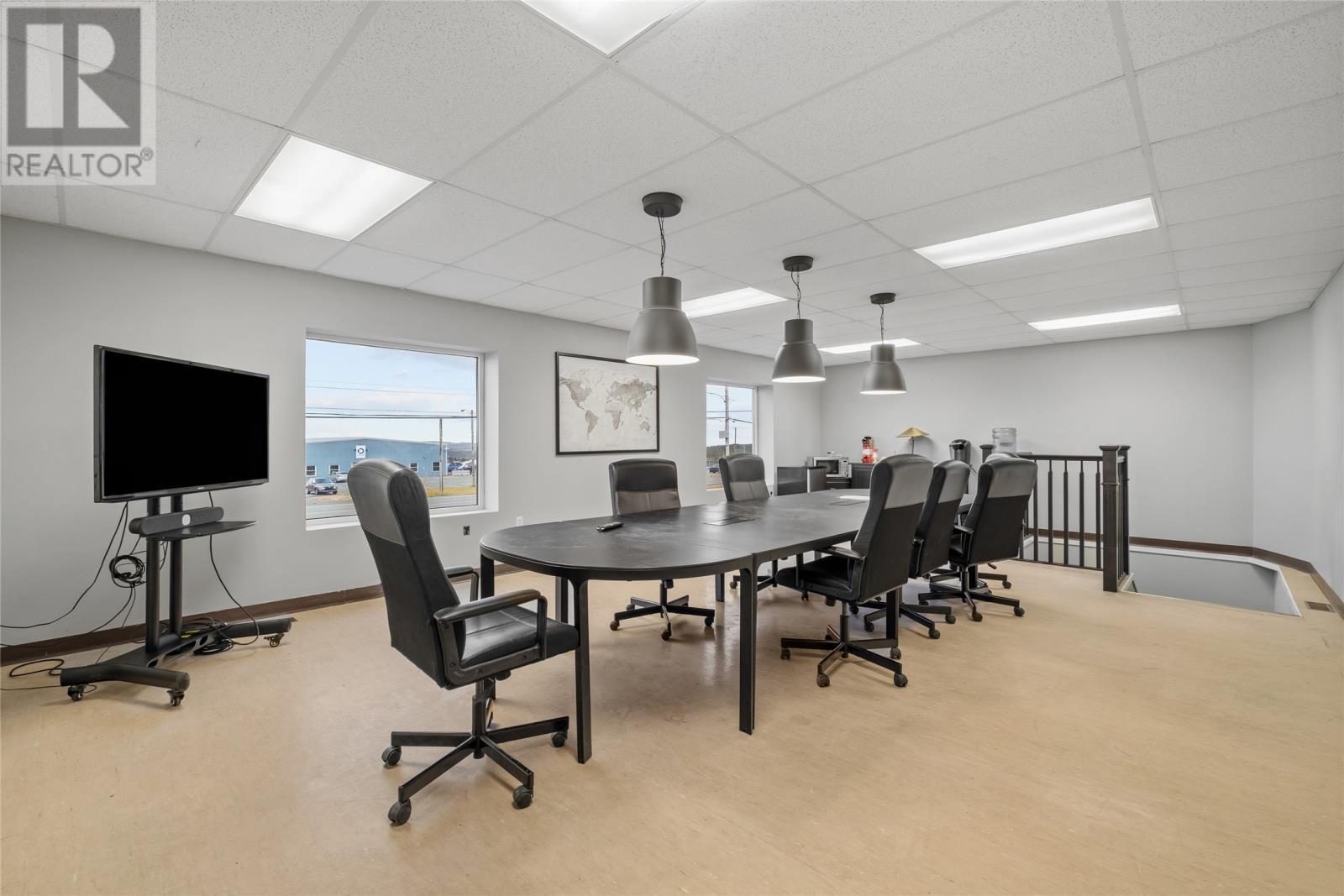 183 Mcnamara Drive, Paradise, NL