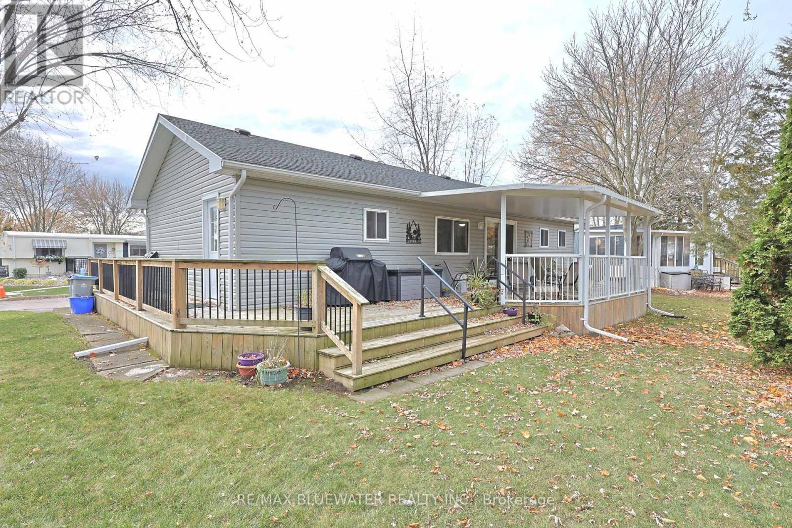 93 Shannon Boulevard, South Huron (Stephen), ON - Outdoor With Deck Patio Veranda