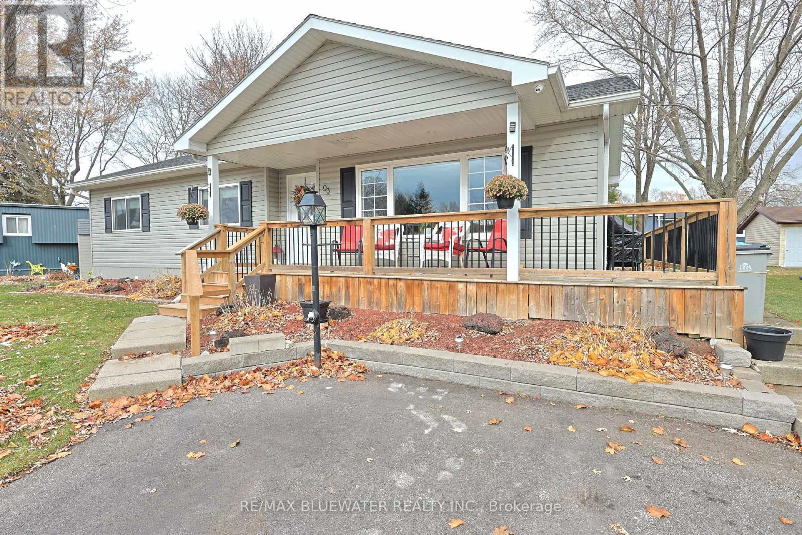 93 Shannon Boulevard, South Huron (Stephen), ON - Outdoor With Deck Patio Veranda