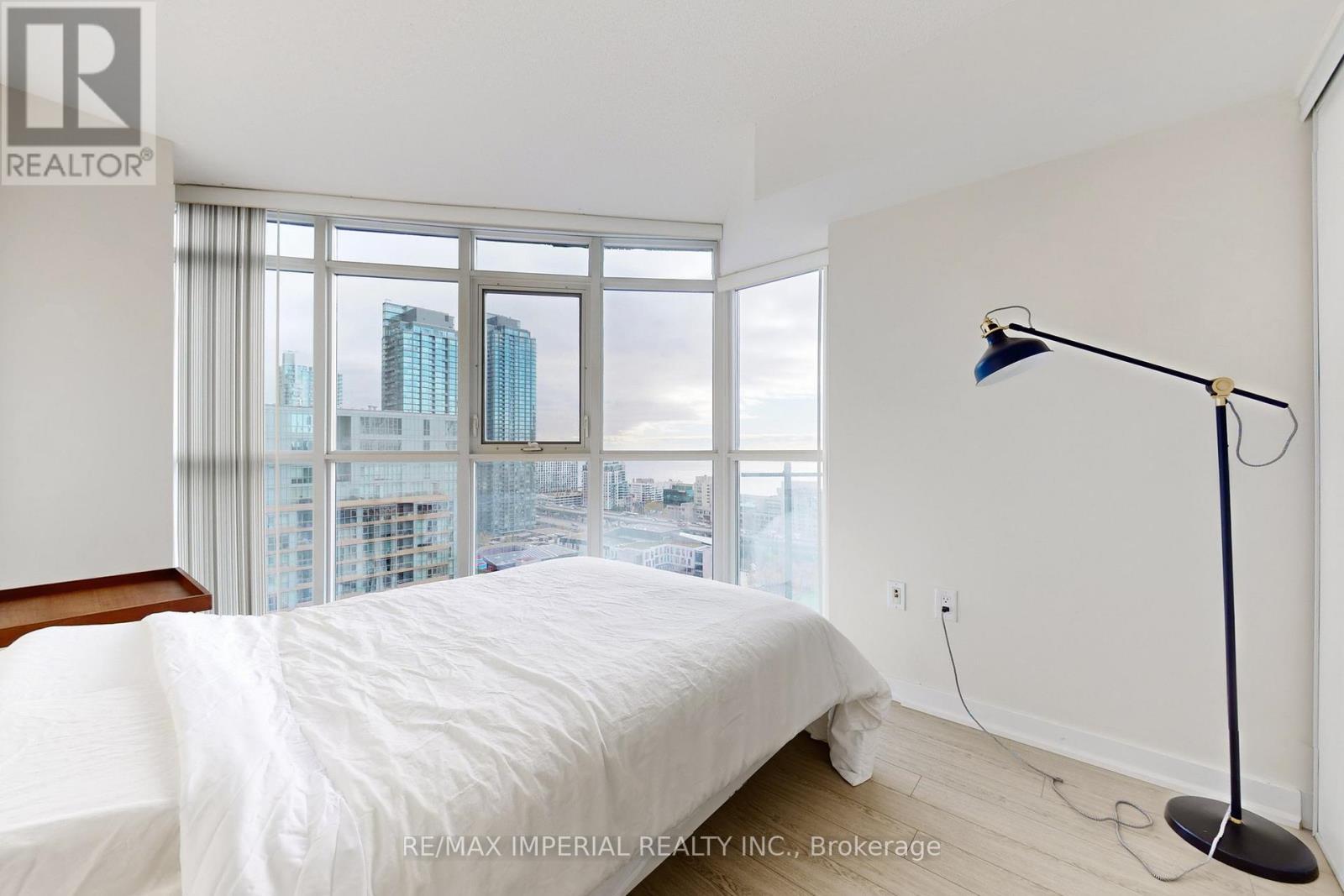 2306 - 21 Iceboat Terrace, Toronto, ON - Indoor Photo Showing Bedroom