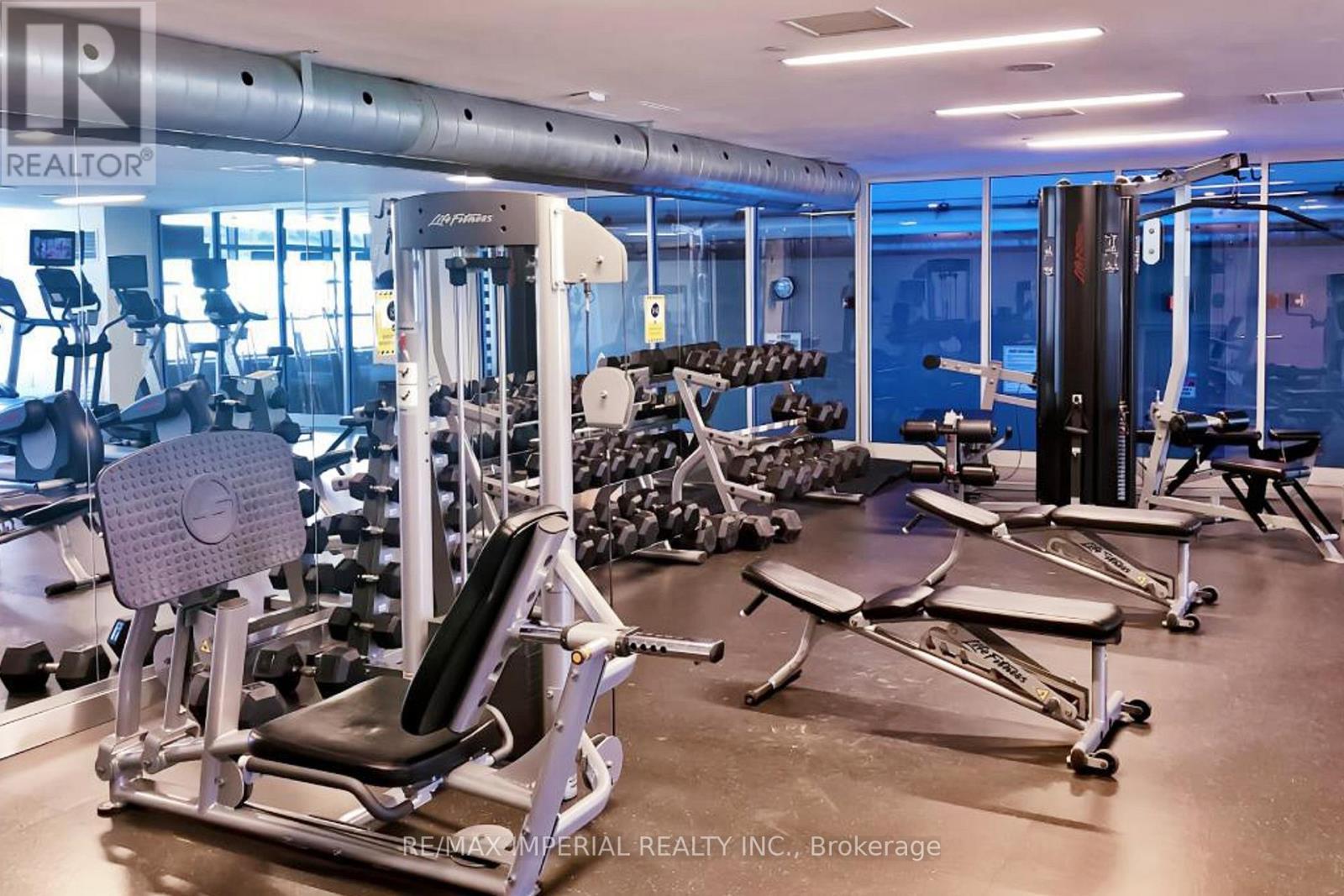 2306 - 21 Iceboat Terrace, Toronto, ON - Indoor Photo Showing Gym Room