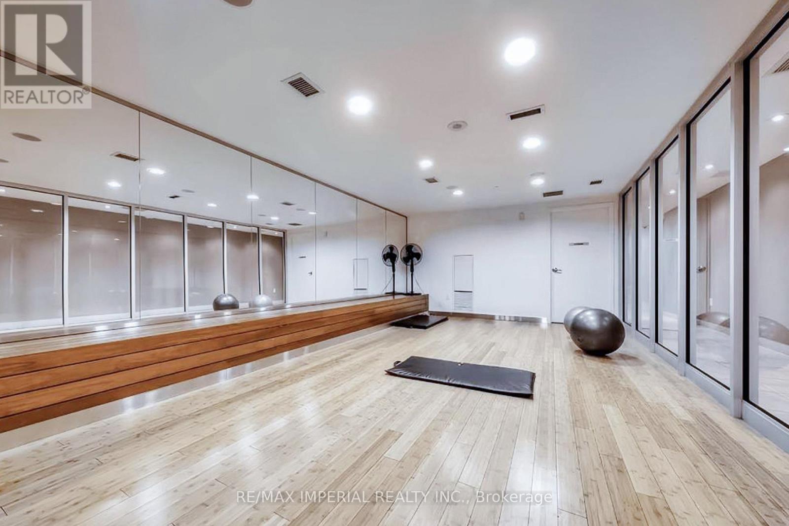 2306 - 21 Iceboat Terrace, Toronto, ON - Indoor Photo Showing Other Room