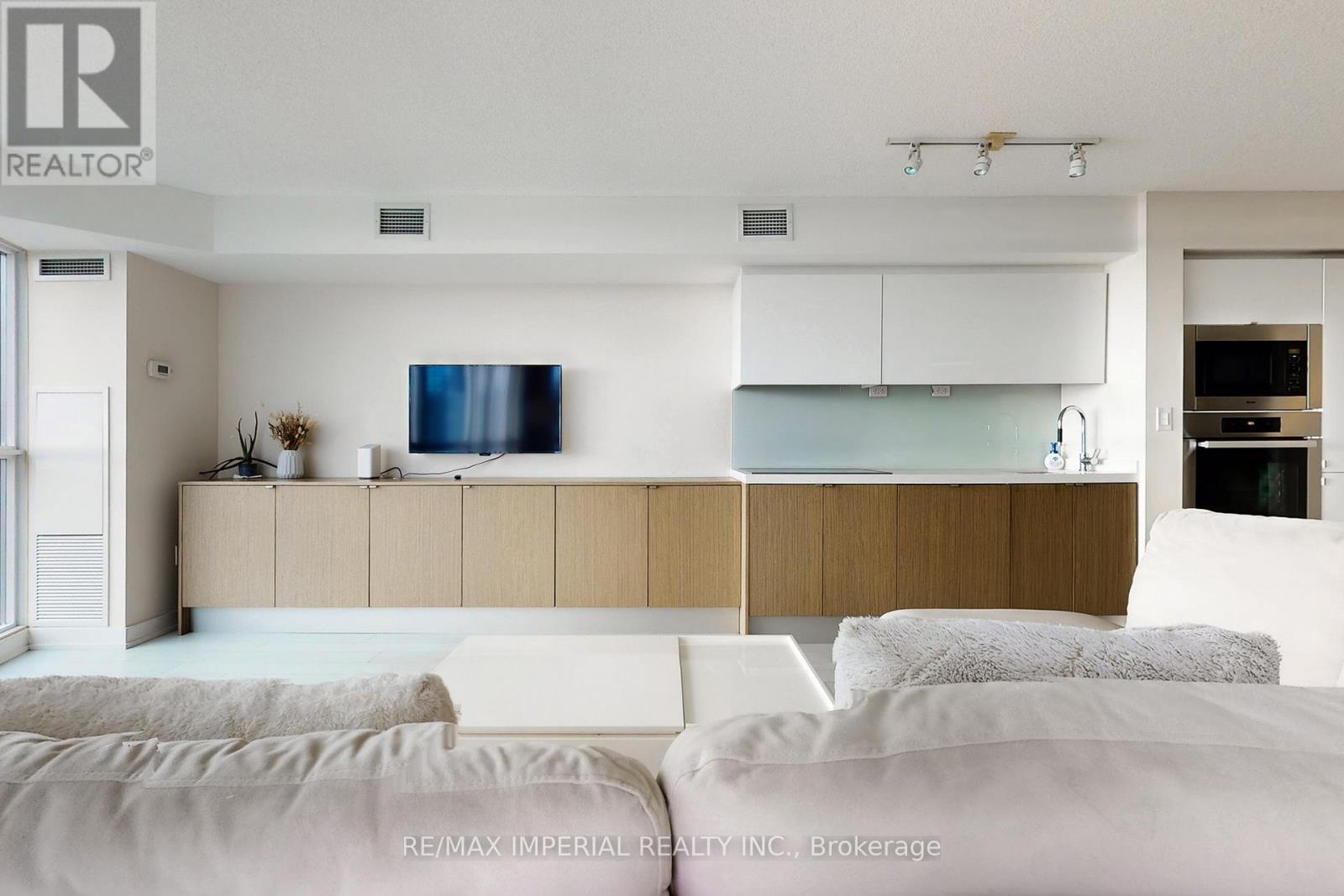 2306 - 21 Iceboat Terrace, Toronto, ON - Indoor