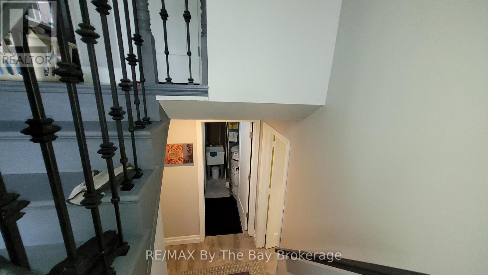 2 - 7 Harbour Crescent, Wasaga Beach, ON - Indoor