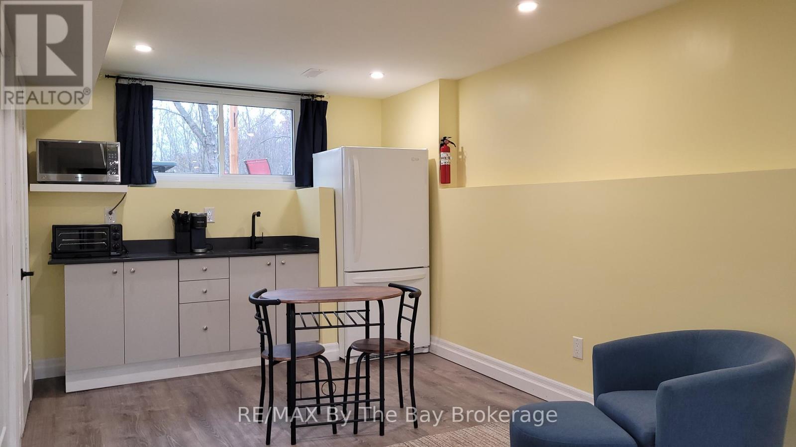 2 - 7 Harbour Crescent, Wasaga Beach, ON - Indoor