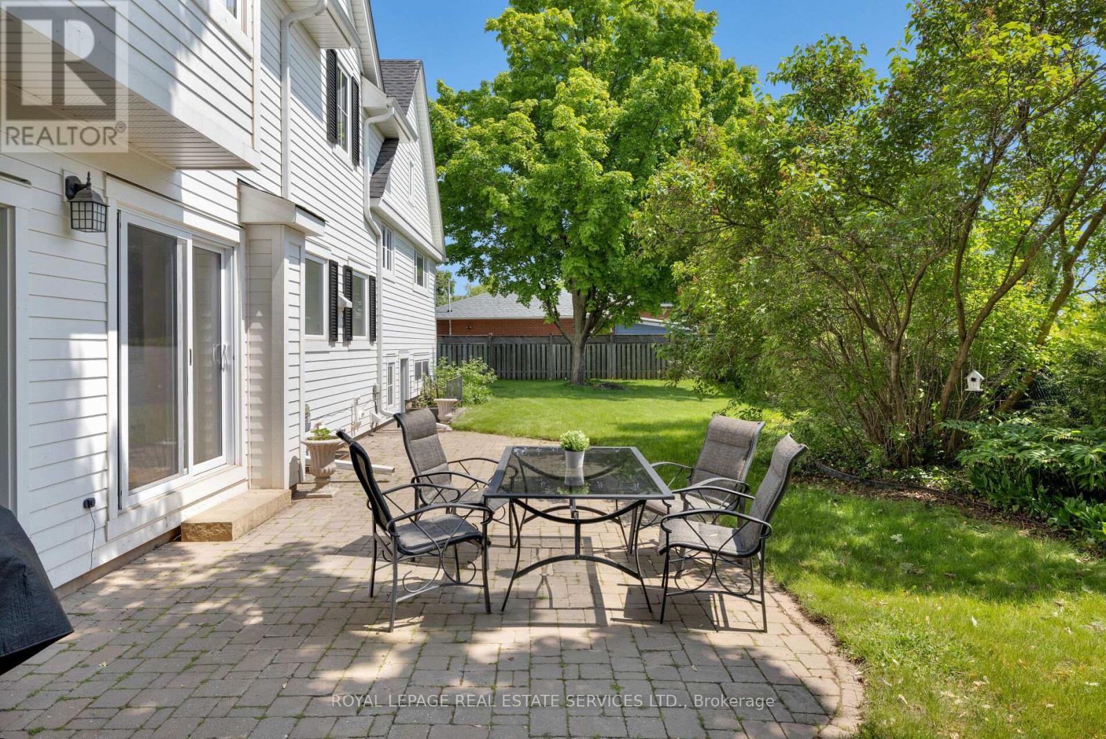 2088 Saxon Road, Oakville, ON - Outdoor With Deck Patio Veranda