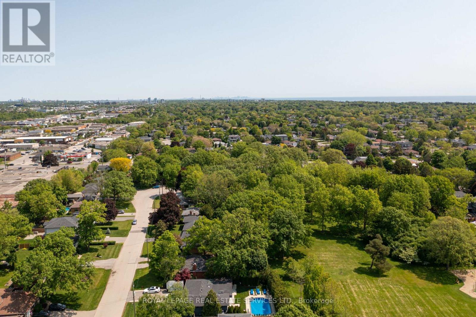 2088 Saxon Road, Oakville, ON - Outdoor With View