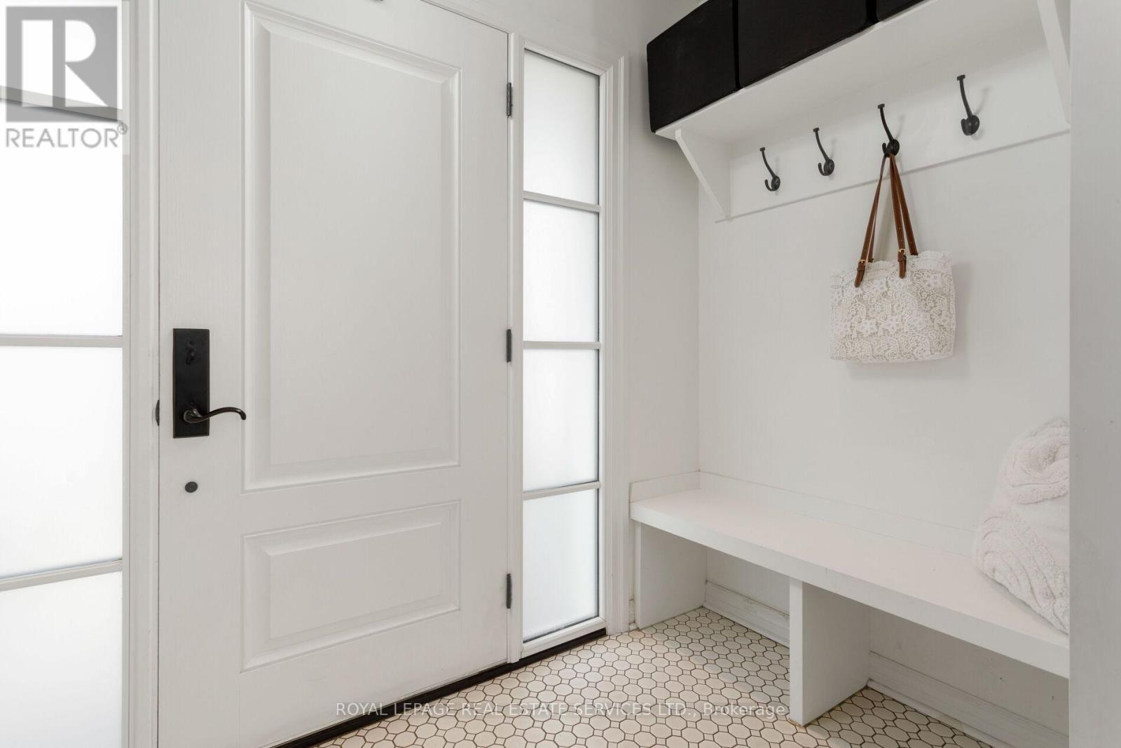 2088 Saxon Road, Oakville, ON - Indoor Photo Showing Other Room