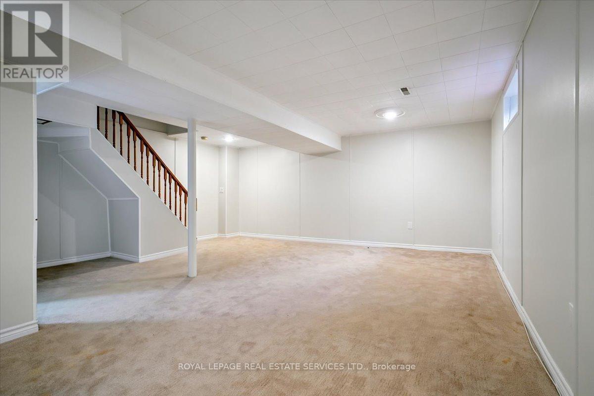 2340 Homelands Drive, Mississauga, ON - Indoor