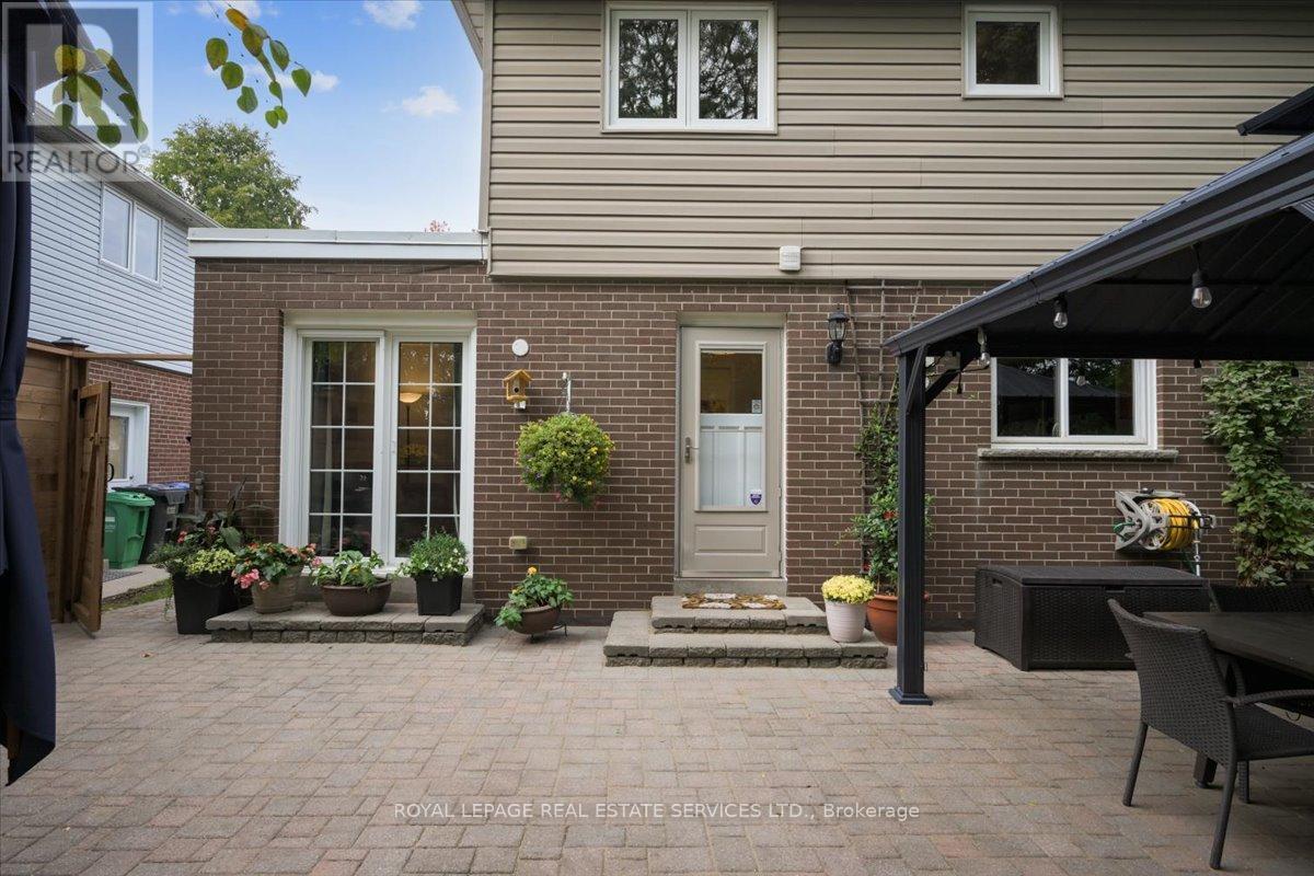 2340 Homelands Drive, Mississauga, ON - Outdoor With Exterior