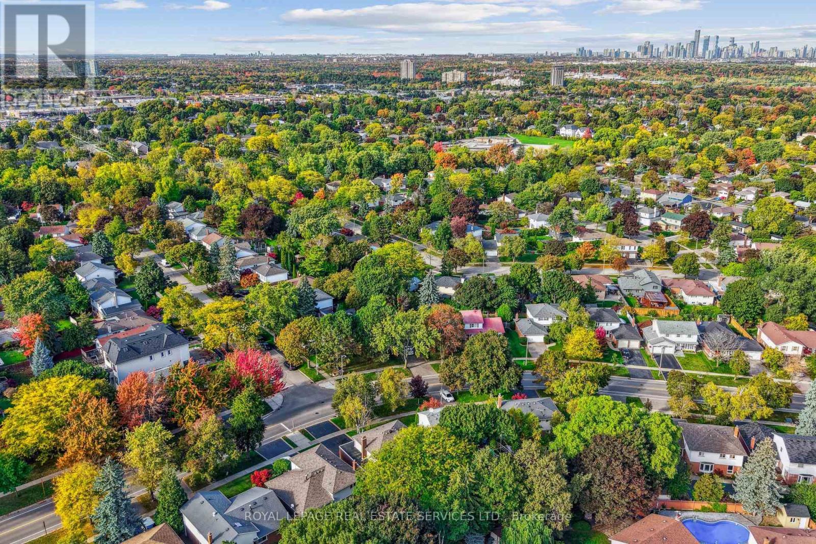 2340 Homelands Drive, Mississauga, ON - Outdoor With View