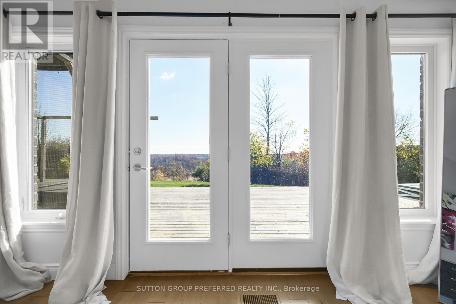 32439 Walnut Line, Dutton/Dunwich, ON - Indoor Photo Showing Other Room