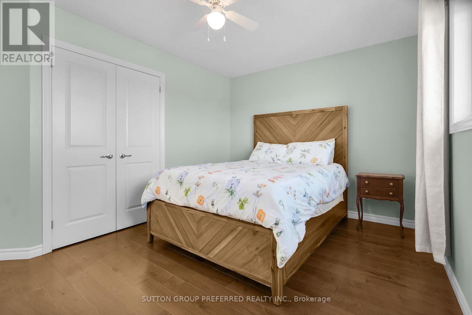 32439 Walnut Line, Dutton/Dunwich, ON - Indoor Photo Showing Bedroom