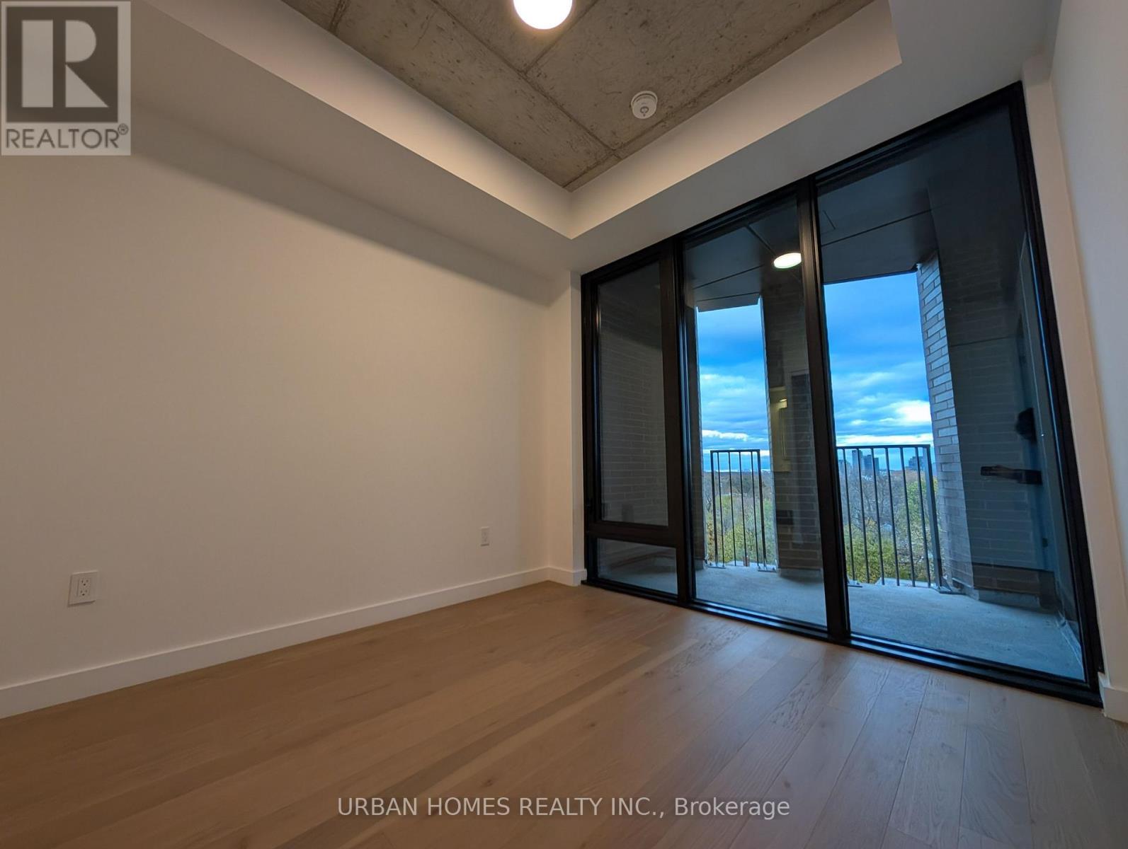 603 - 1720 Bayview Avenue, Toronto, ON - Indoor Photo Showing Other Room