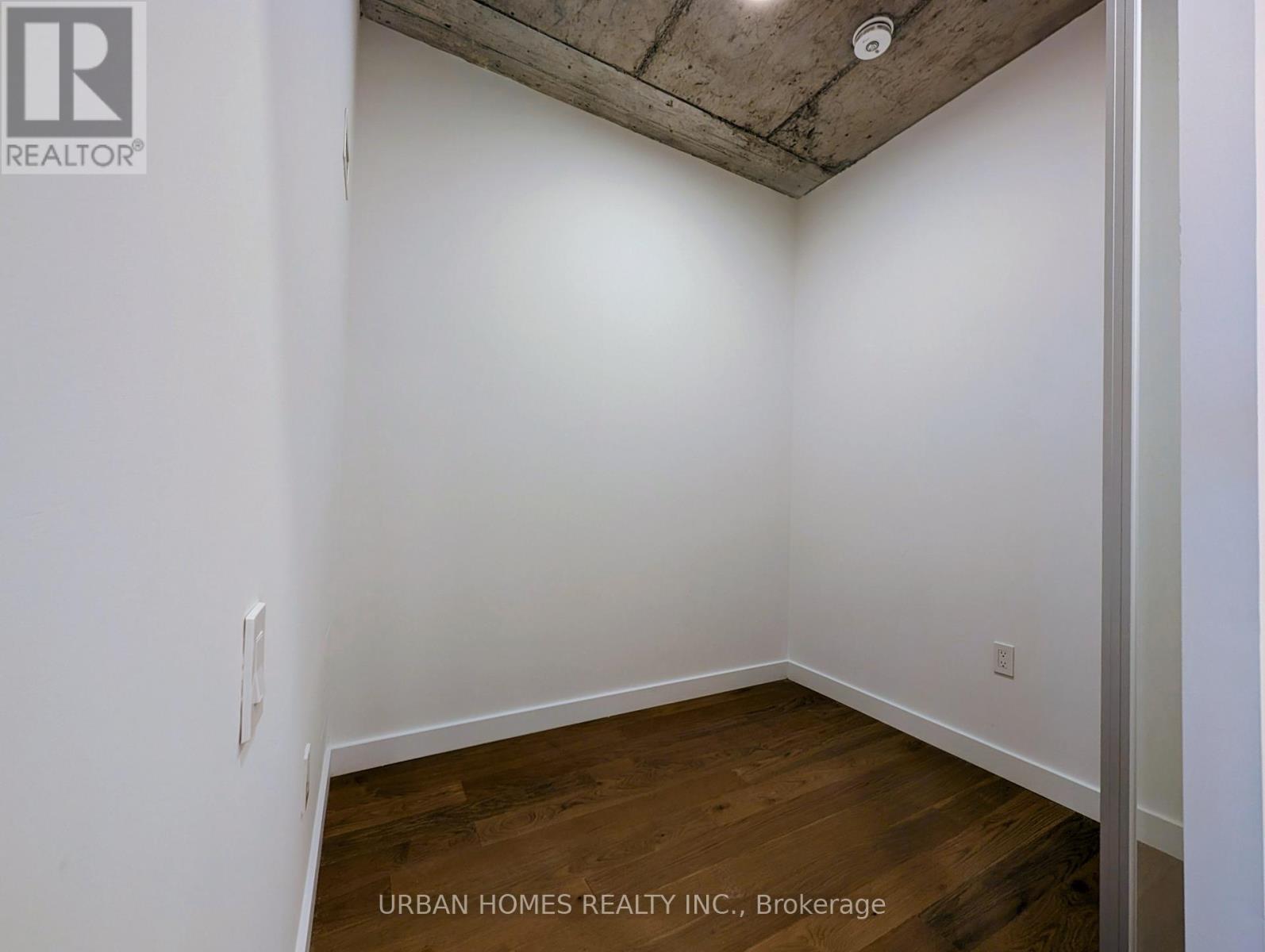 603 - 1720 Bayview Avenue, Toronto, ON - Indoor Photo Showing Other Room