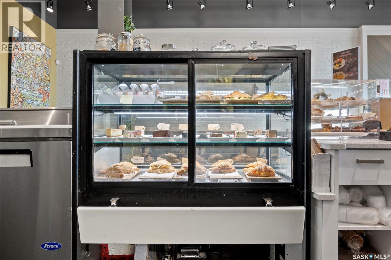 1270 3806 Albert Street, Regina, SK