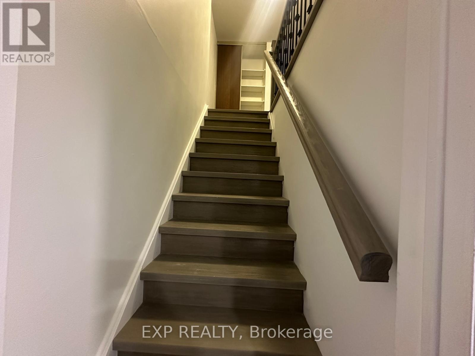 102 Rakewood Crescent, Toronto, ON - Indoor Photo Showing Other Room