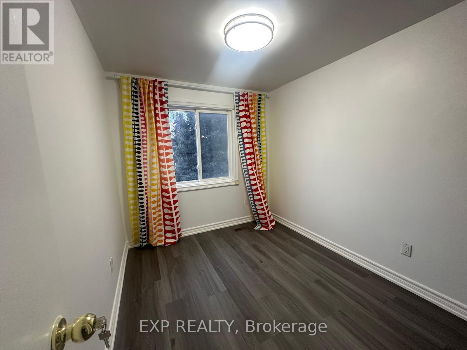102 Rakewood Crescent, Toronto, ON - Indoor Photo Showing Other Room