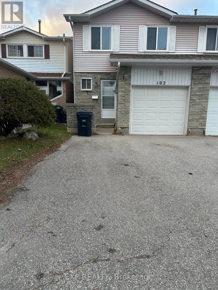 102 Rakewood Crescent, Toronto, ON - Outdoor