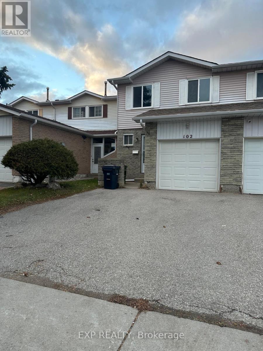 102 Rakewood Crescent, Toronto, ON - Outdoor