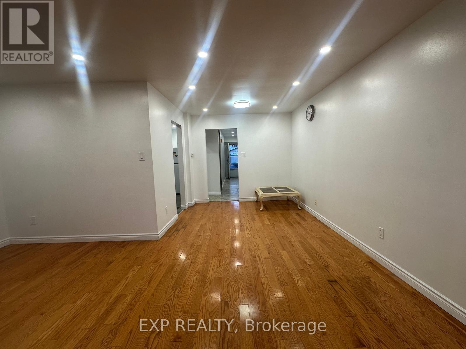 102 Rakewood Crescent, Toronto, ON - Indoor Photo Showing Other Room