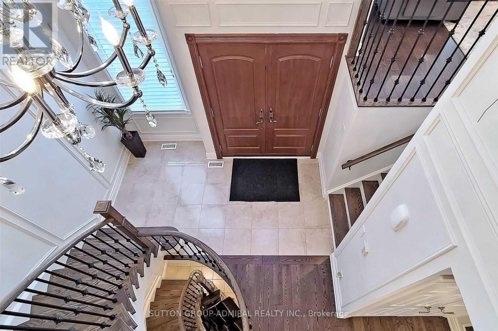 45 Pinewood Drive, Vaughan, ON - Indoor