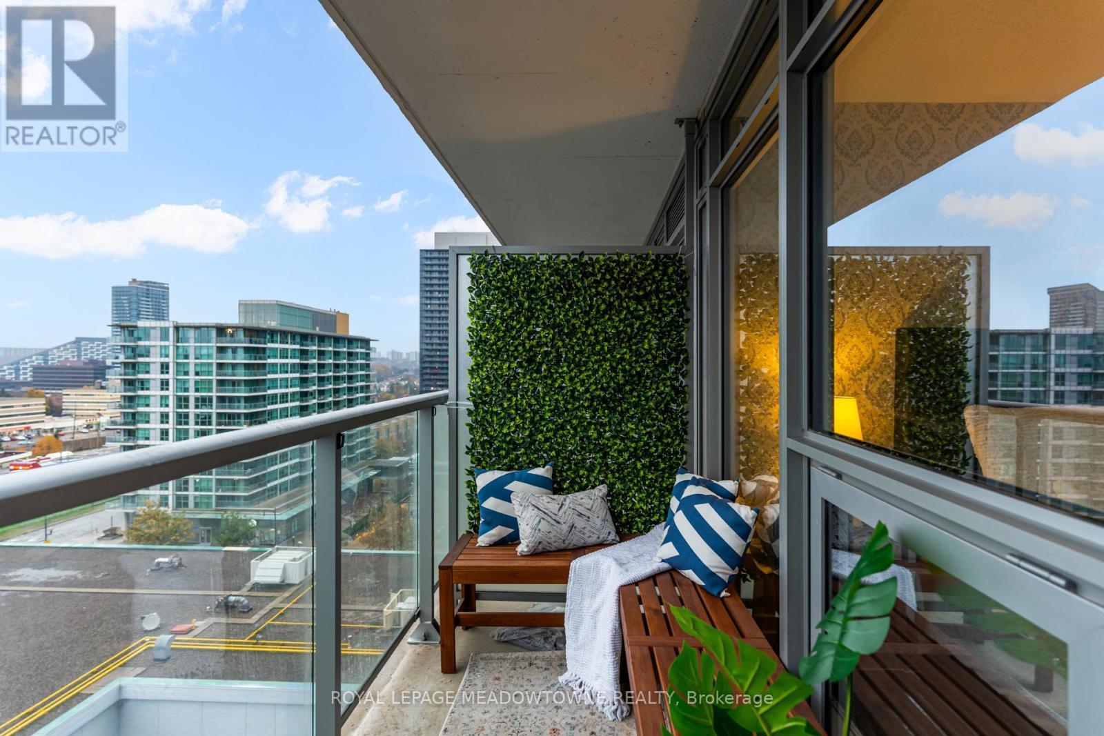 1009 - 72 Esther Shiner Boulevard, Toronto, ON - Outdoor With Balcony With Exterior