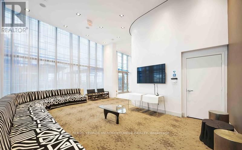 1009 - 72 Esther Shiner Boulevard, Toronto, ON - Indoor Photo Showing Other Room