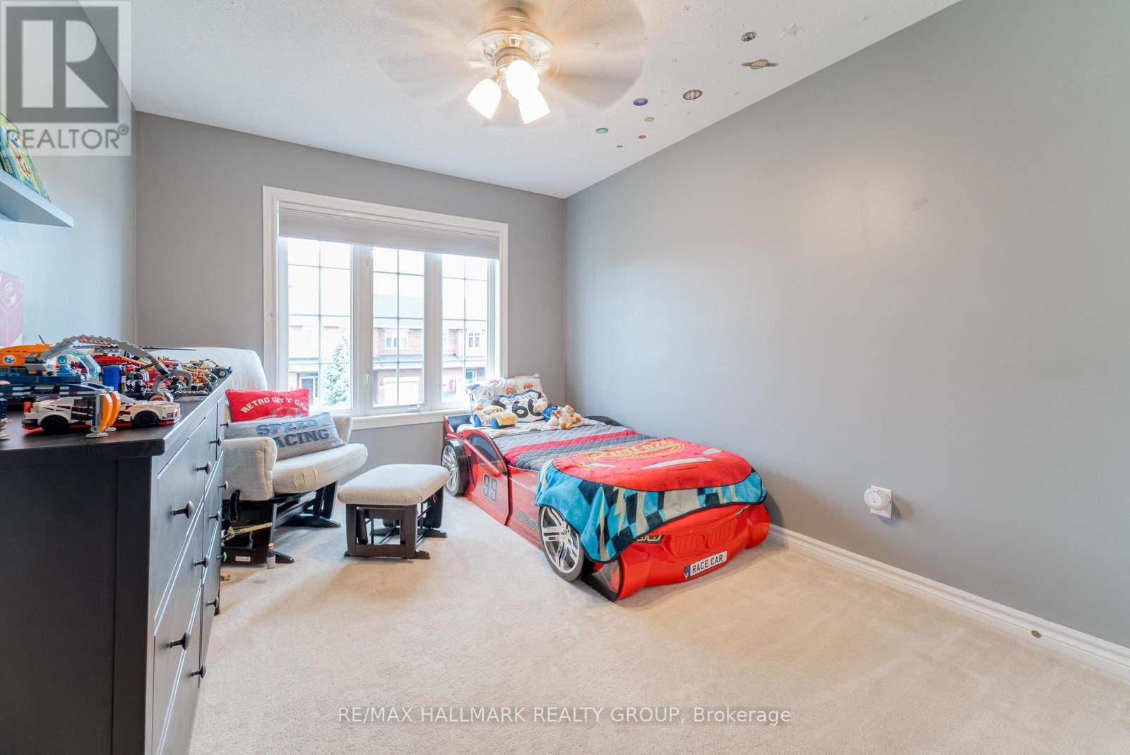 228 Eye Bright Crescent, Ottawa, ON - Indoor Photo Showing Bedroom