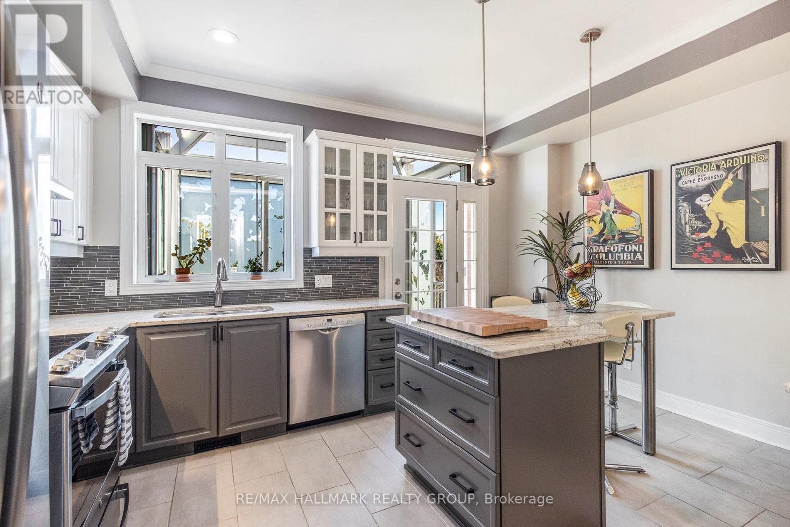 56 Kings Landing Private, Ottawa, ON - Indoor Photo Showing Kitchen With Stainless Steel Kitchen With Upgraded Kitchen