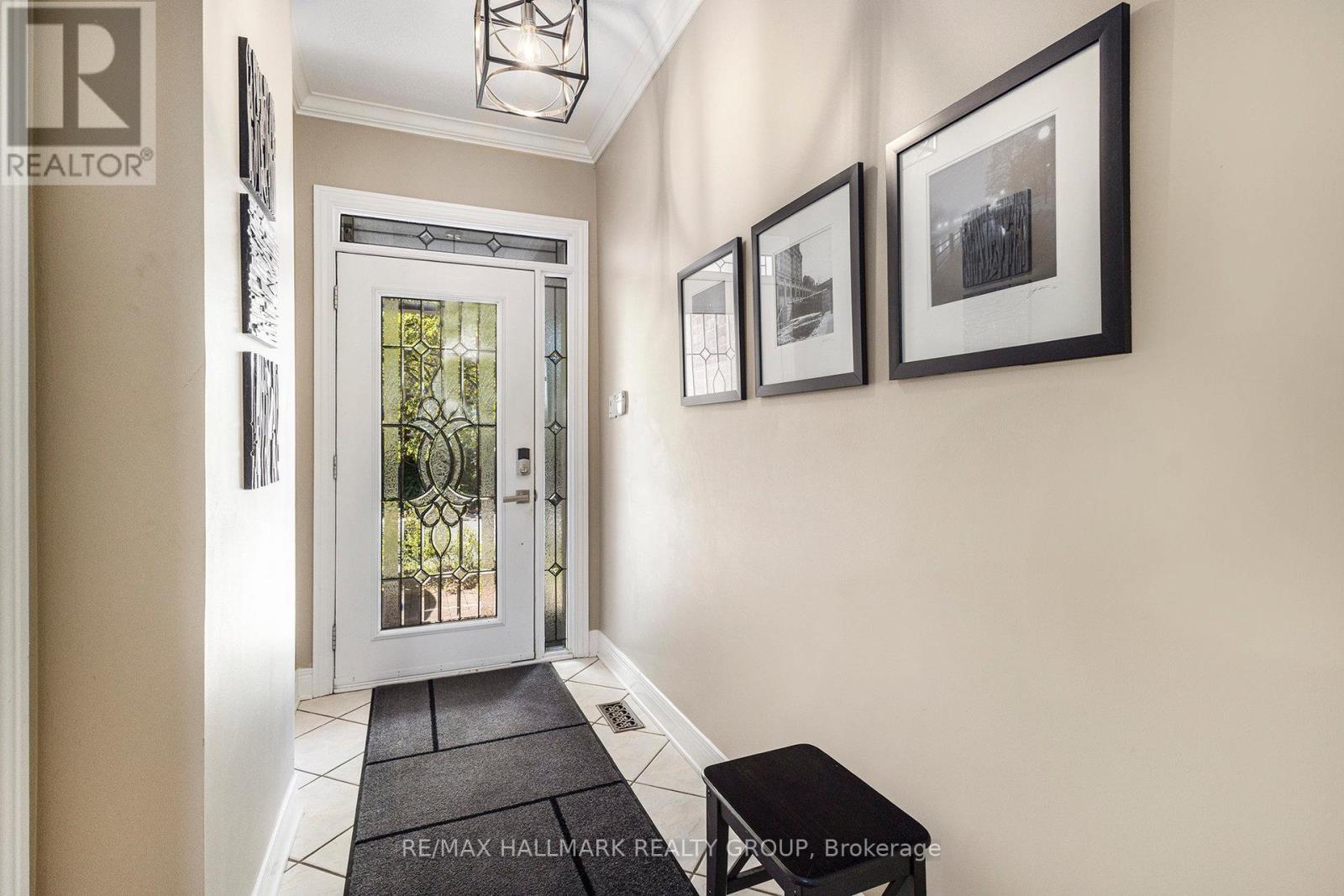 56 Kings Landing Private, Ottawa, ON - Indoor Photo Showing Other Room