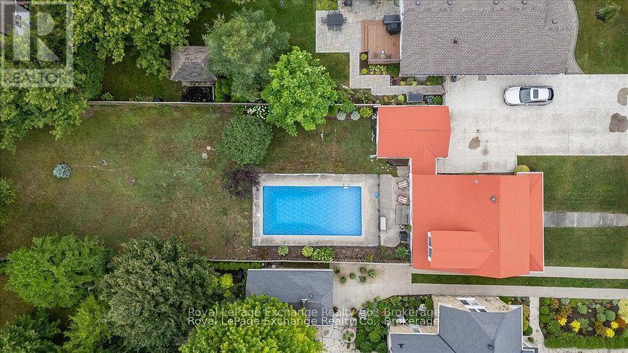 40 Grosvenor Street S, Saugeen Shores, ON -