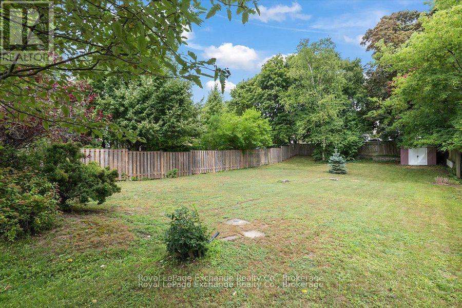 40 Grosvenor Street S, Saugeen Shores, ON - Outdoor