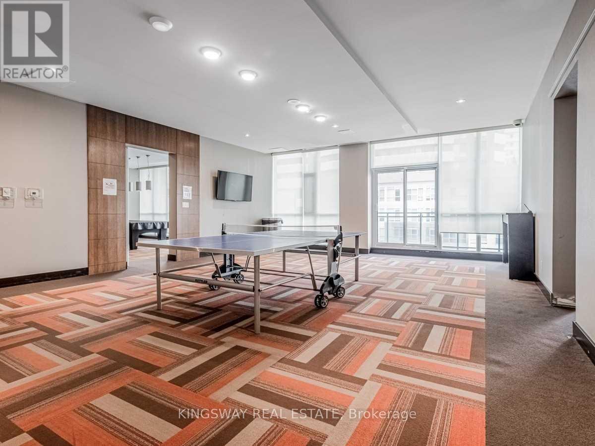 Lph4 - 4099 Brickstone Mews, Mississauga, ON - Indoor Photo Showing Other Room