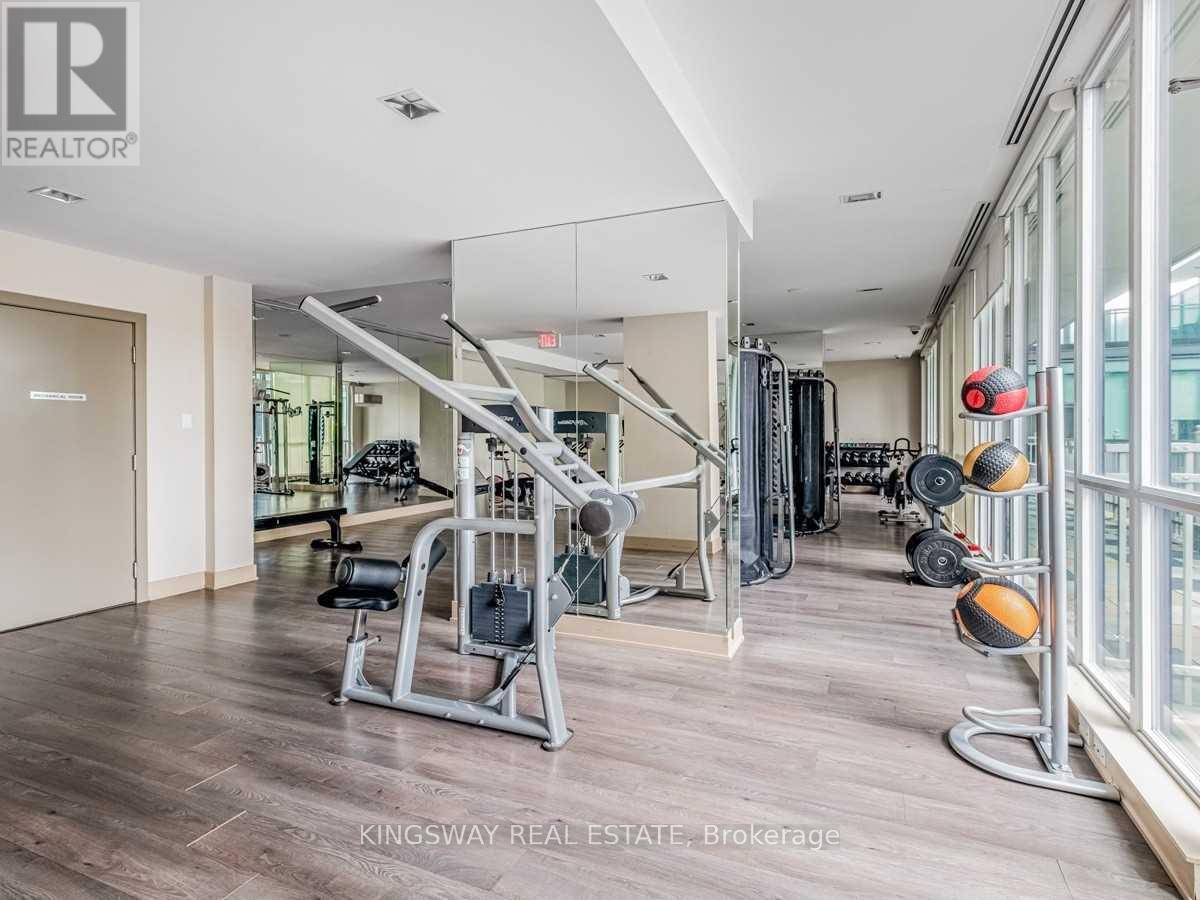 Lph4 - 4099 Brickstone Mews, Mississauga, ON - Indoor Photo Showing Gym Room