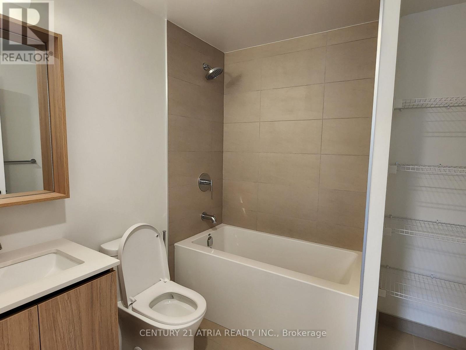 601 - 35 Parliament Street, Toronto, ON - Indoor Photo Showing Bathroom