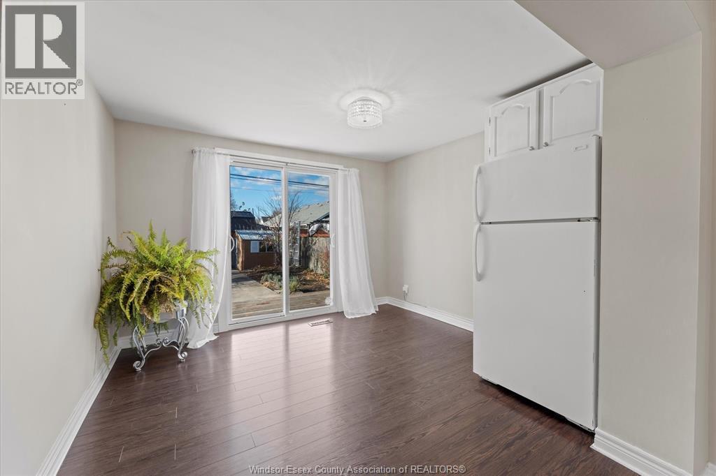 379 Laporte Avenue, Windsor, ON - Indoor Photo Showing Other Room