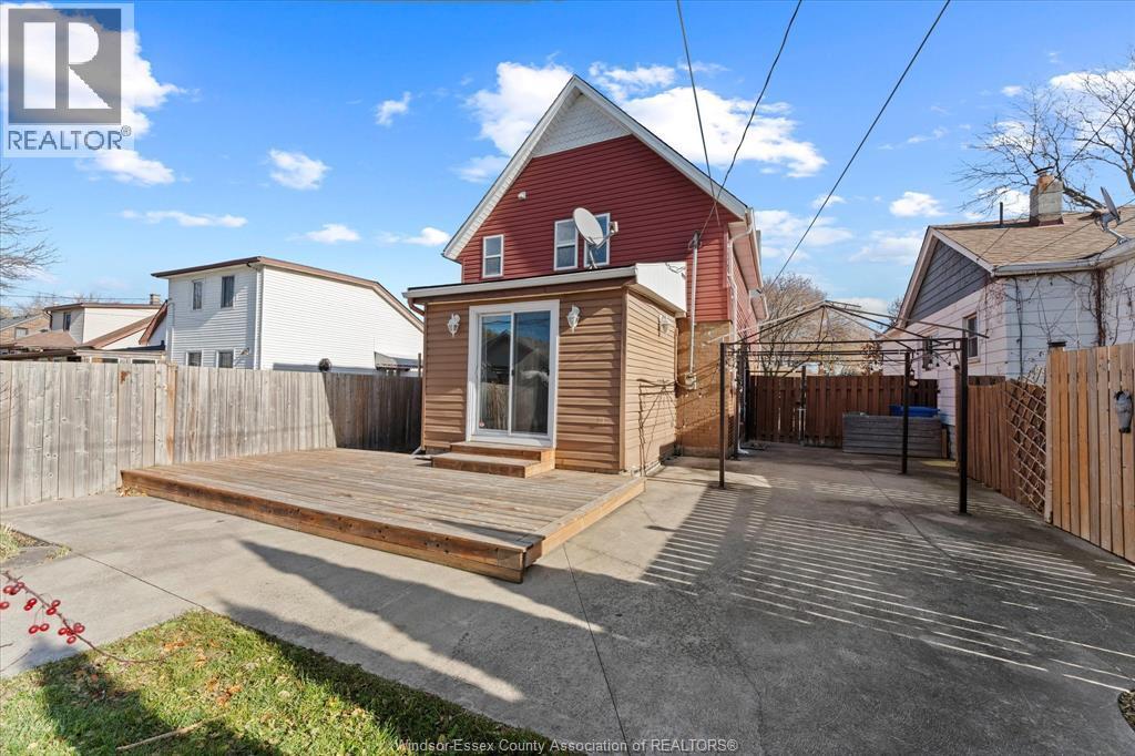 379 Laporte Avenue, Windsor, ON - Outdoor With Deck Patio Veranda