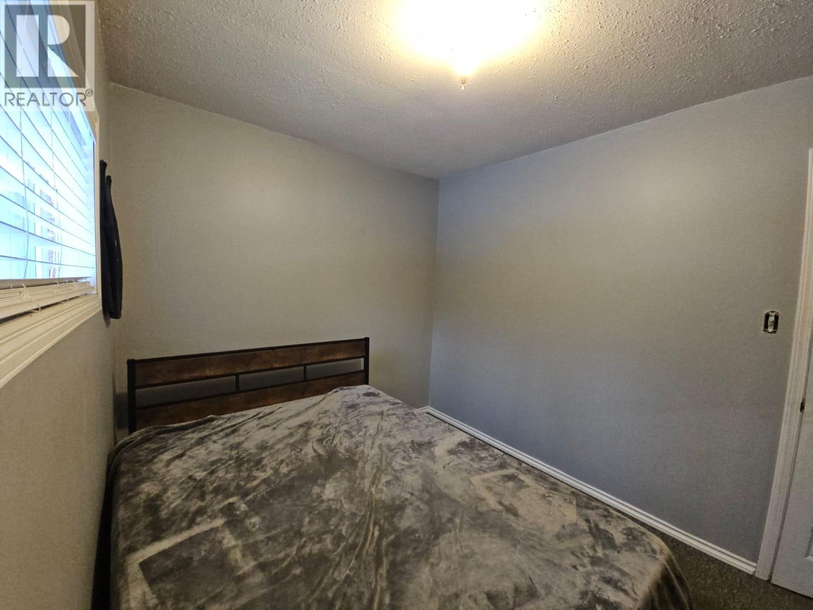 5640 Westgate Road Nw, Chetwynd, BC - Indoor Photo Showing Bedroom