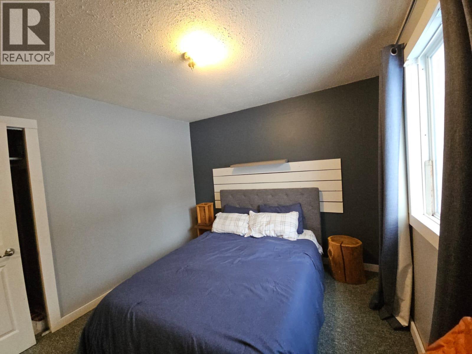 5640 Westgate Road Nw, Chetwynd, BC - Indoor Photo Showing Bedroom