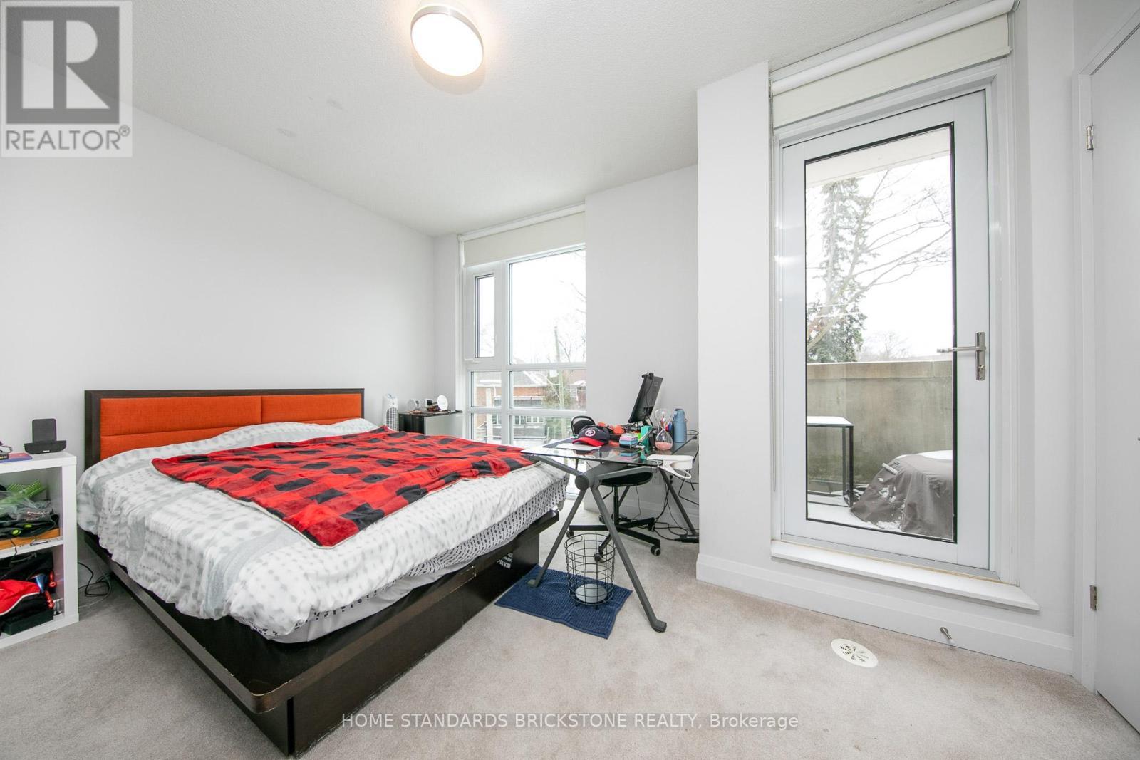 Th121 - 223 Duplex Avenue, Toronto, ON - Indoor Photo Showing Bedroom